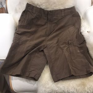 Columbia Brown/Green Sportswear Shorts